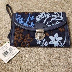 Vera Bradley wristlet wallet